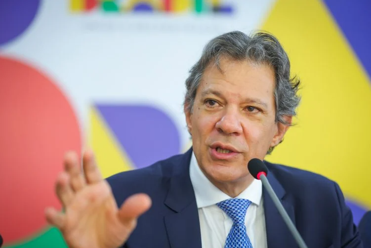 Como o Pacote Fiscal Afeta Planejamento de Quem Ganha R$ 50 Mil?